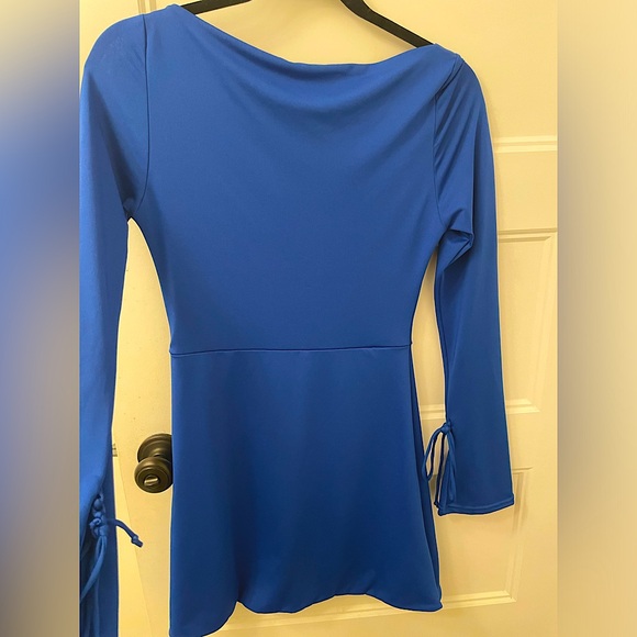 Perfect little bleu dress - Picture 2 of 2